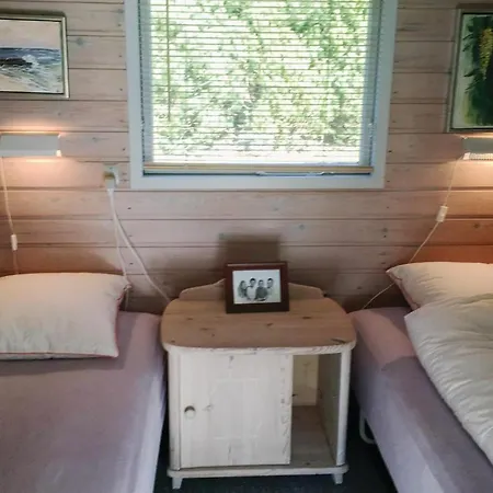 Three-bedroom Holiday In בית נופש *